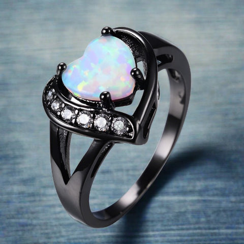 Heart-shaped Opalescent Crystal Black Copper Ring